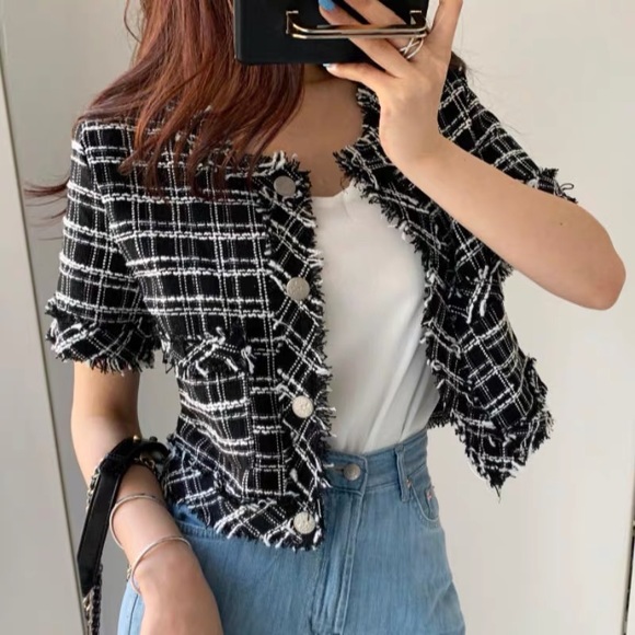 Tweed short sleeve jacket🖤 - Picture 2 of 2